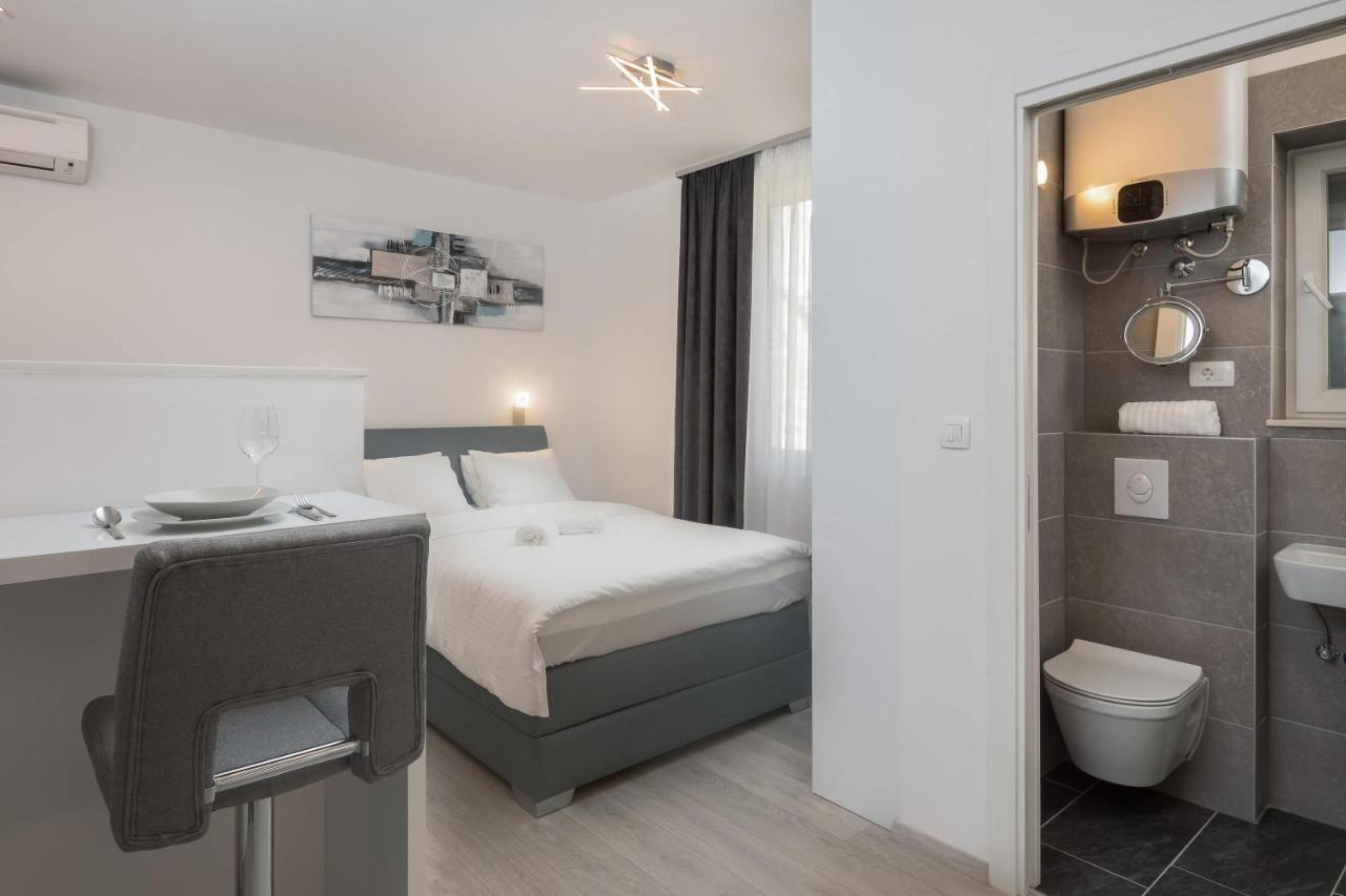 Luxury Studios & Rooms Seven 스플리트 외부 사진